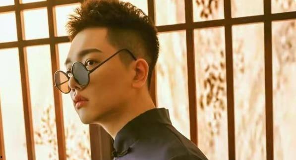 网红唐痘痘死完视频,网红生命的无常与警示