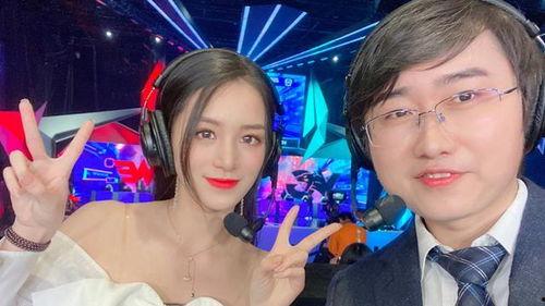 霞妹解说爆料爆笑视频,笑料连连，欢乐无限