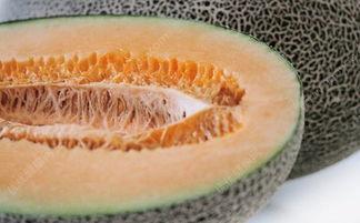 姨妈头疼吃哈密瓜,天然食疗新选择